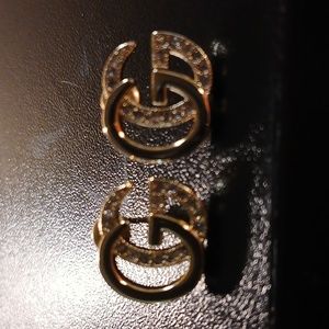WOMEN'S GUCCI GOLD TONE DOUBLE GG'S CRYSTAL EARRINGS